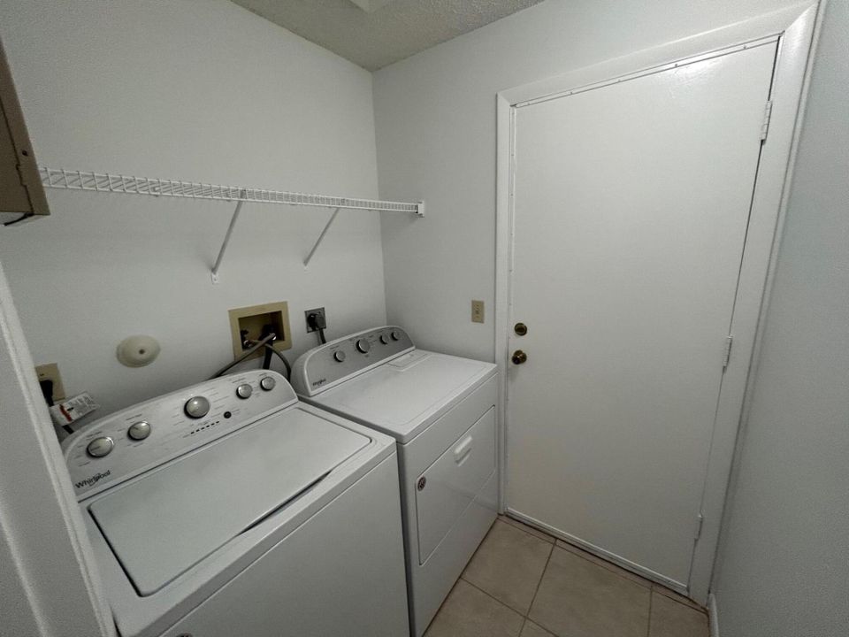 For Rent: $3,250 (3 beds, 2 baths, 1287 Square Feet)