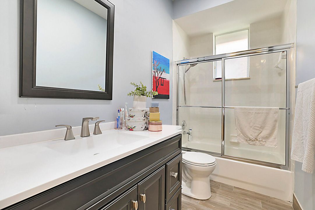 For Rent: $6,200 (4 beds, 3 baths, 3109 Square Feet)