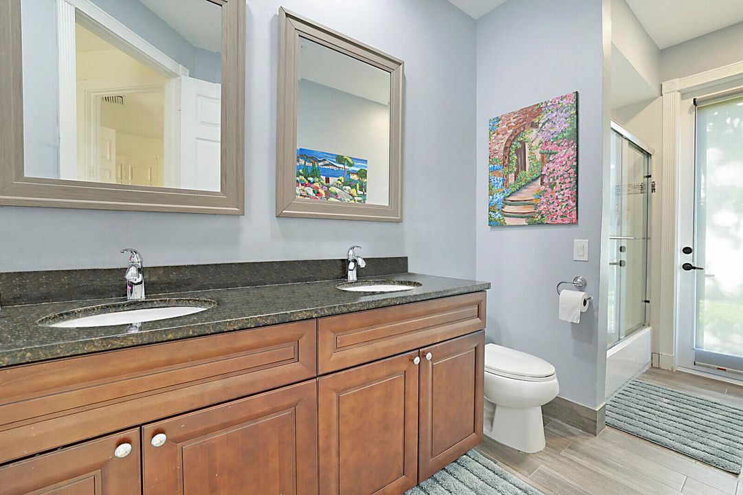 For Rent: $6,200 (4 beds, 3 baths, 3109 Square Feet)