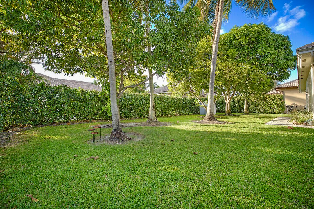 For Rent: $6,200 (4 beds, 3 baths, 3109 Square Feet)