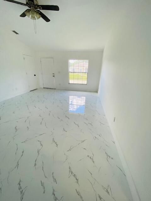 待售: $237,999 (3 贝兹, 2 浴室, 1257 平方英尺)