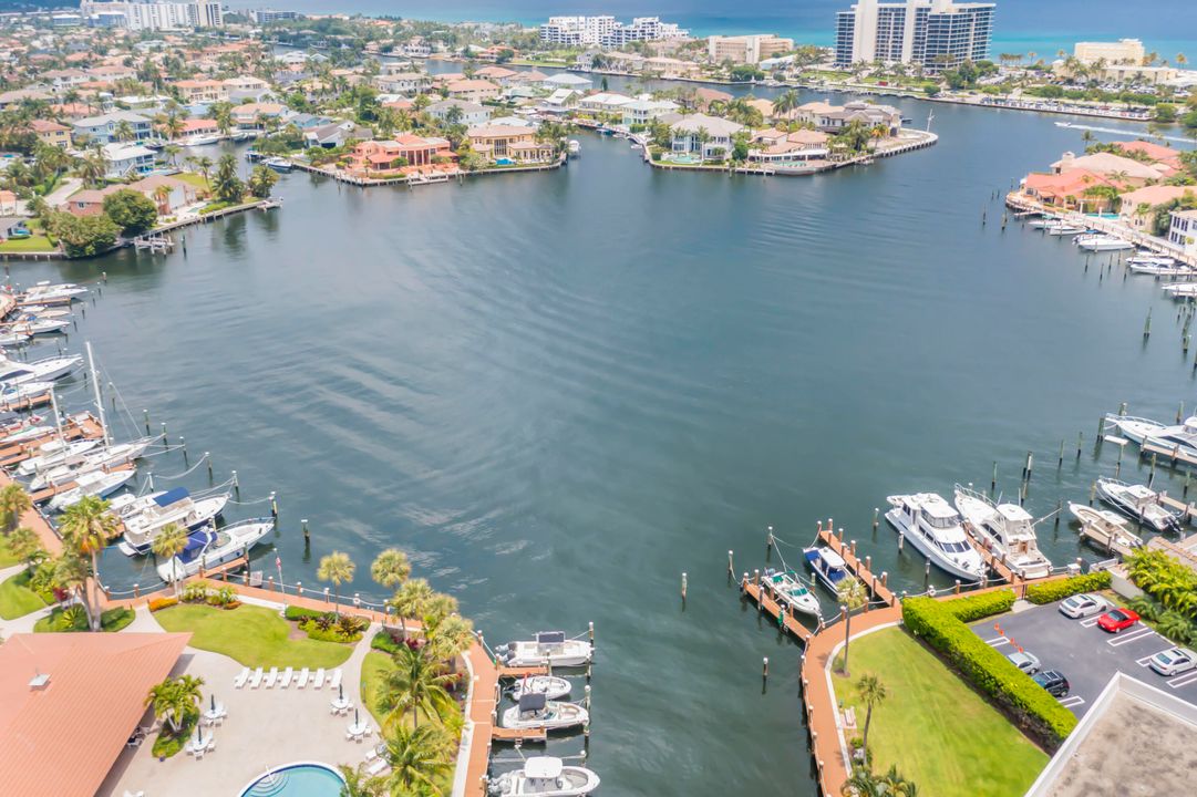 For Rent: $2,400 (2 beds, 2 baths, 1000 Square Feet)