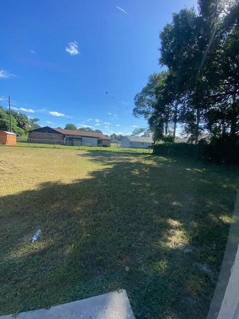 待售: $237,999 (3 贝兹, 2 浴室, 1257 平方英尺)