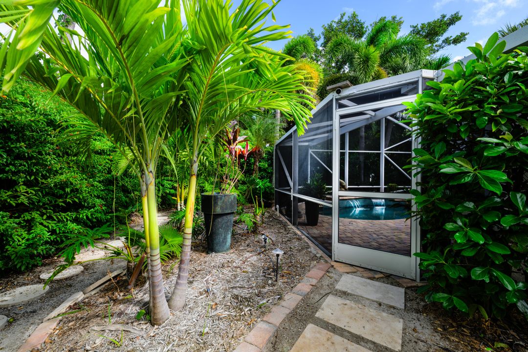 For Sale: $1,398,000 (4 beds, 3 baths, 3017 Square Feet)