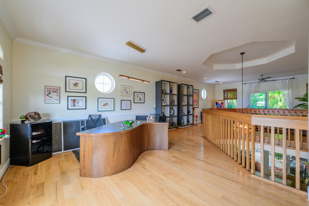 For Sale: $1,398,000 (4 beds, 3 baths, 3017 Square Feet)