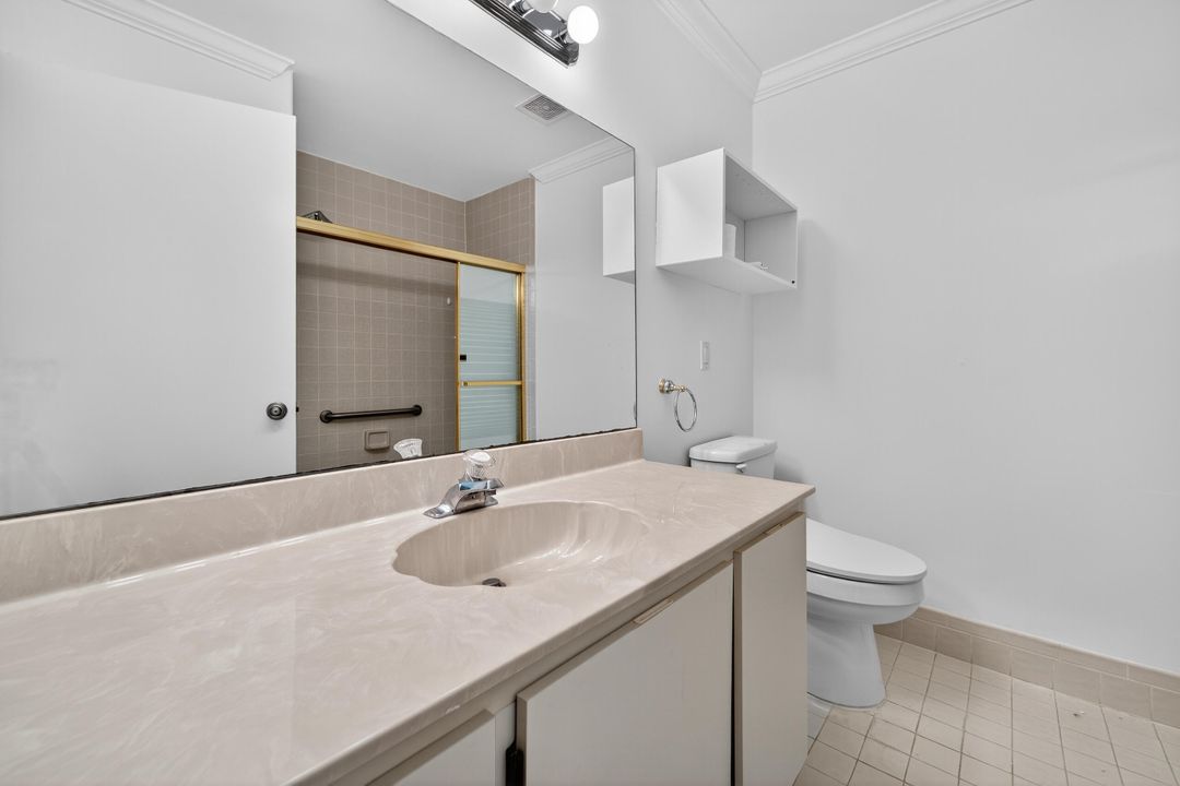 合同活跃: $3,000 (2 贝兹, 2 浴室, 1311 平方英尺)