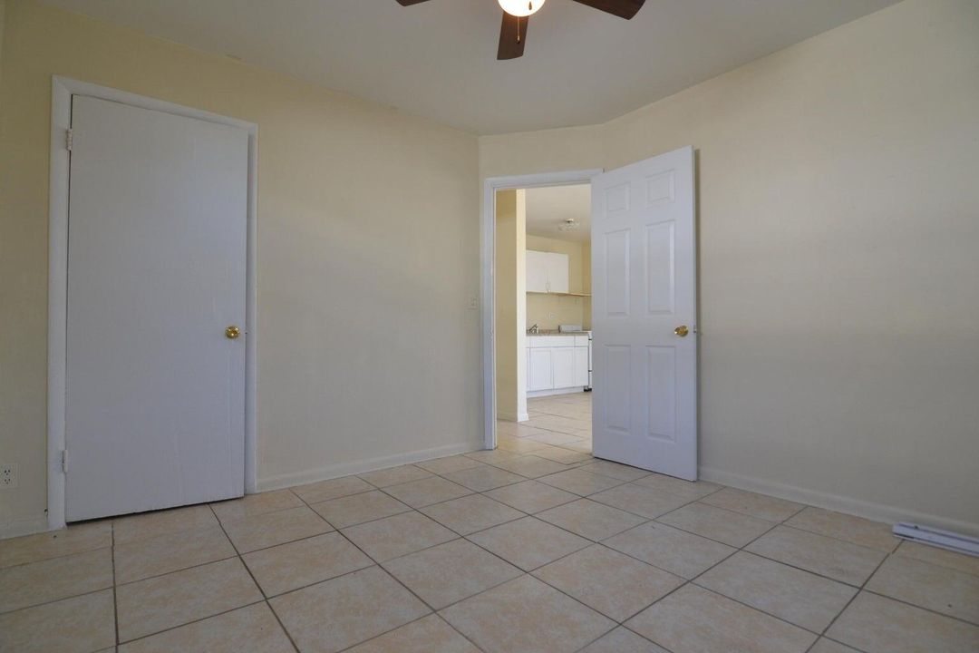 出租: $1,375 (2 贝兹, 1 浴室, 612 平方英尺)