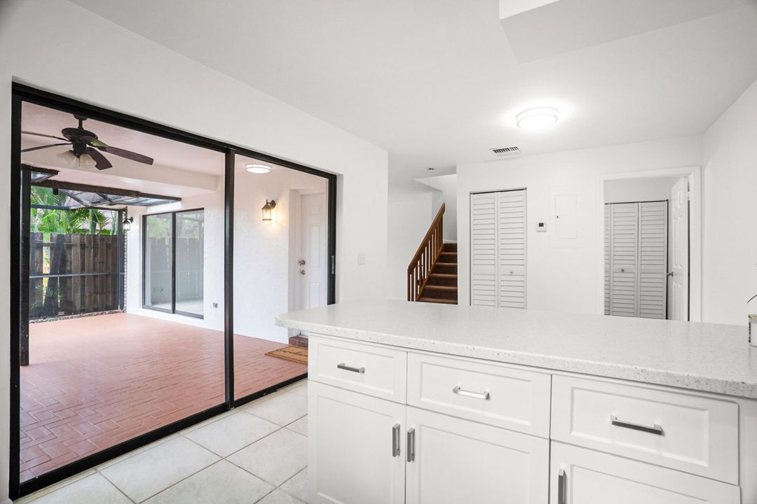 For Rent: $2,950 (3 beds, 2 baths, 1449 Square Feet)