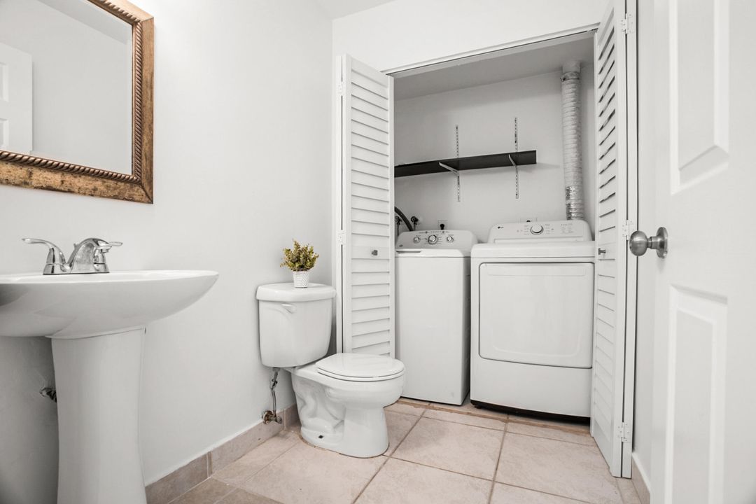 For Rent: $2,950 (3 beds, 2 baths, 1449 Square Feet)