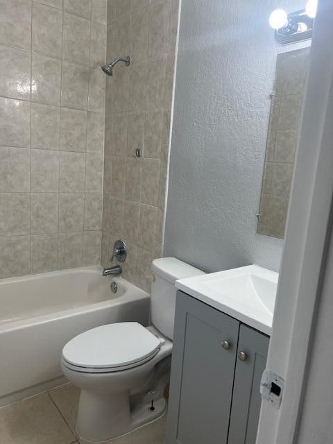 For Rent: $2,275 (3 beds, 2 baths, 982 Square Feet)