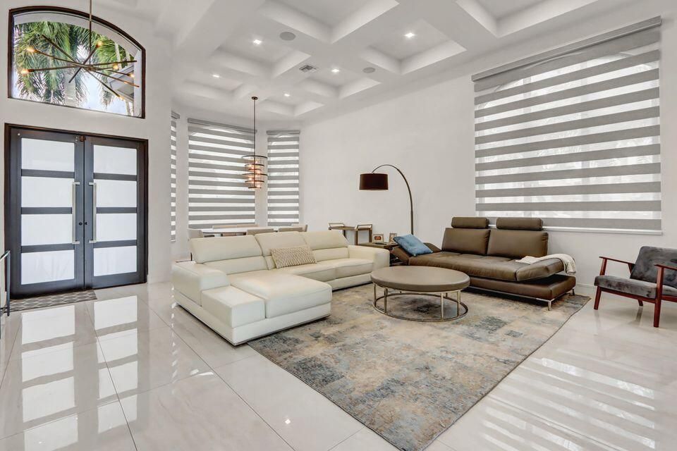 For Rent: $18,000 (4 beds, 3 baths, 3093 Square Feet)