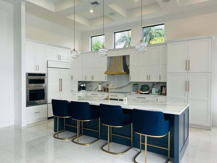 For Rent: $18,000 (4 beds, 3 baths, 3093 Square Feet)