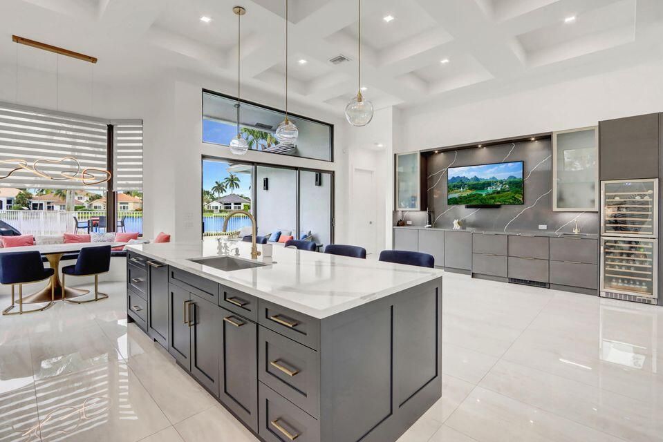 For Rent: $18,000 (4 beds, 3 baths, 3093 Square Feet)