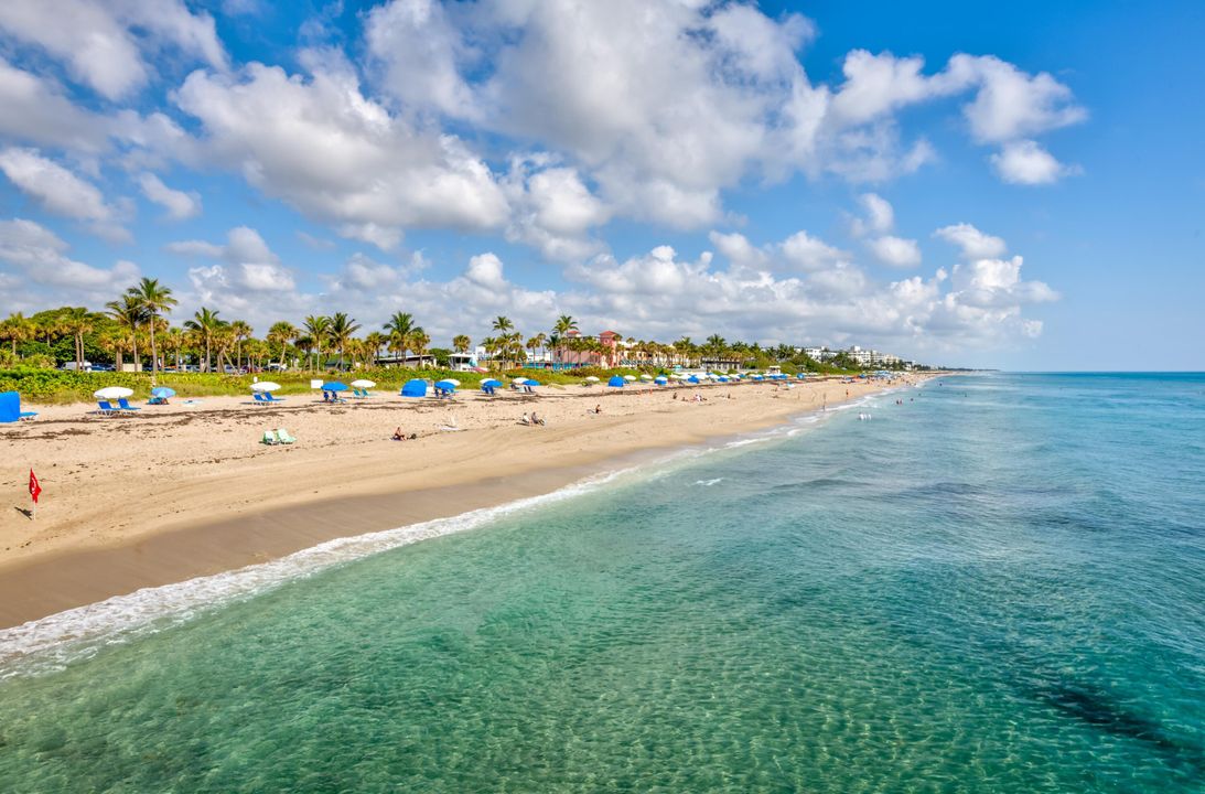 Active With Contract: $410,000 (2 beds, 2 baths, 1105 Square Feet)