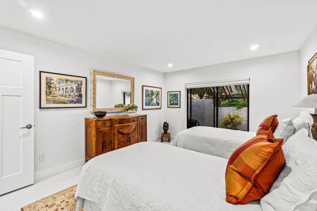 Active With Contract: $599,900 (3 beds, 2 baths, 2556 Square Feet)