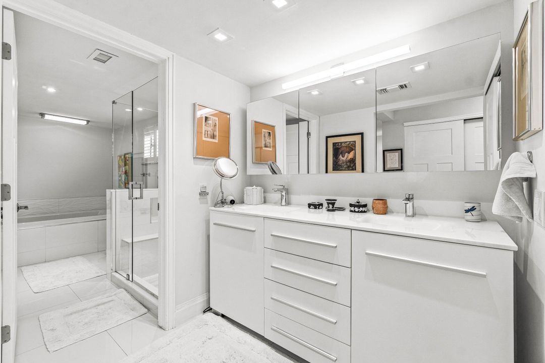 Active With Contract: $599,900 (3 beds, 2 baths, 2556 Square Feet)