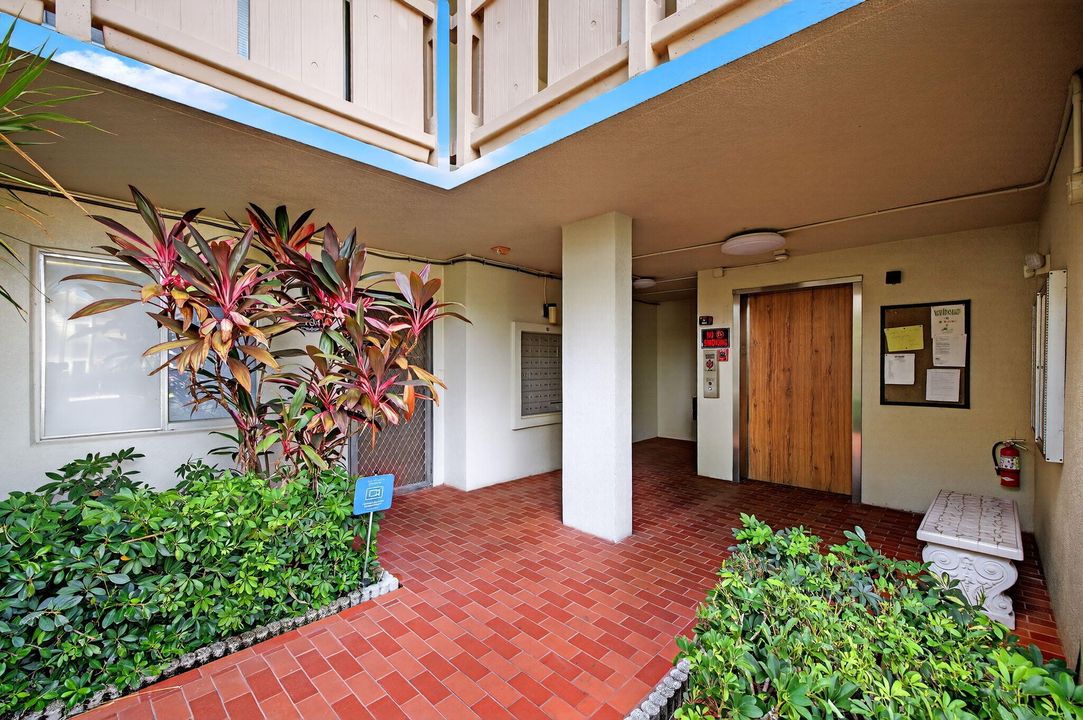 For Rent: $2,800 (2 beds, 2 baths, 1070 Square Feet)