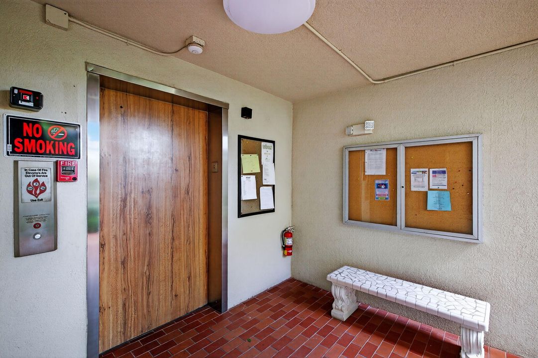 For Rent: $2,800 (2 beds, 2 baths, 1070 Square Feet)