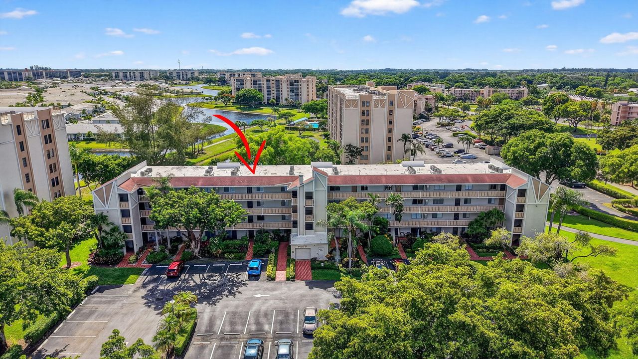 For Rent: $2,800 (2 beds, 2 baths, 1070 Square Feet)