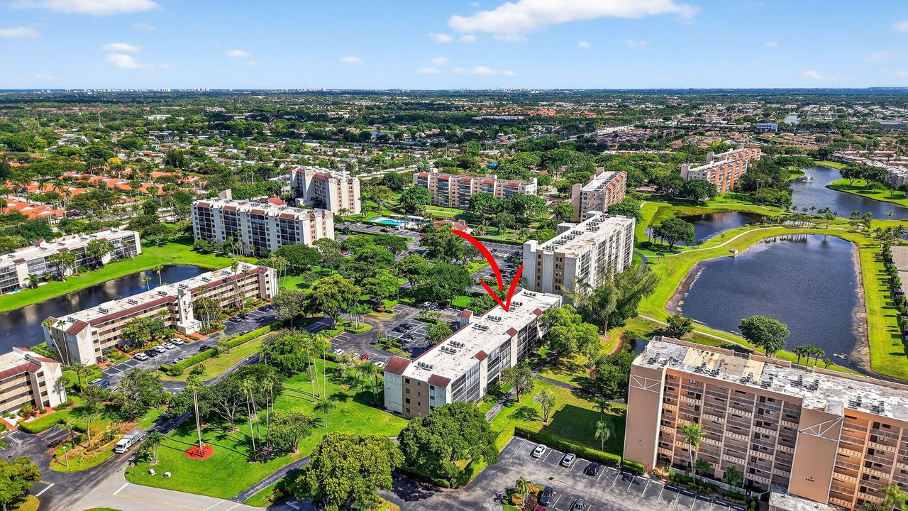 For Rent: $2,800 (2 beds, 2 baths, 1070 Square Feet)