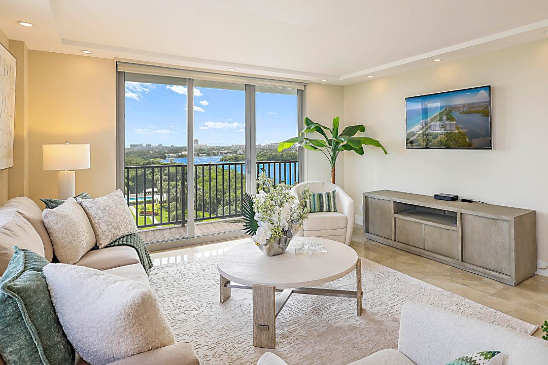 For Rent: $7,000 (2 beds, 2 baths, 1078 Square Feet)