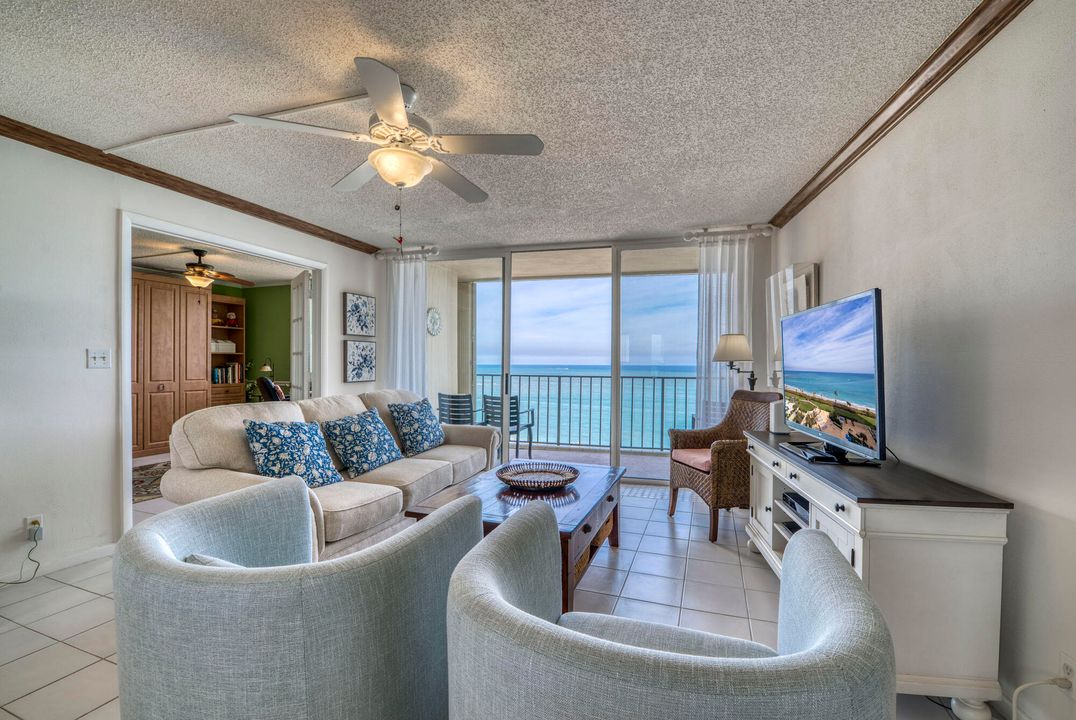 For Sale: $749,990 (2 beds, 2 baths, 1170 Square Feet)