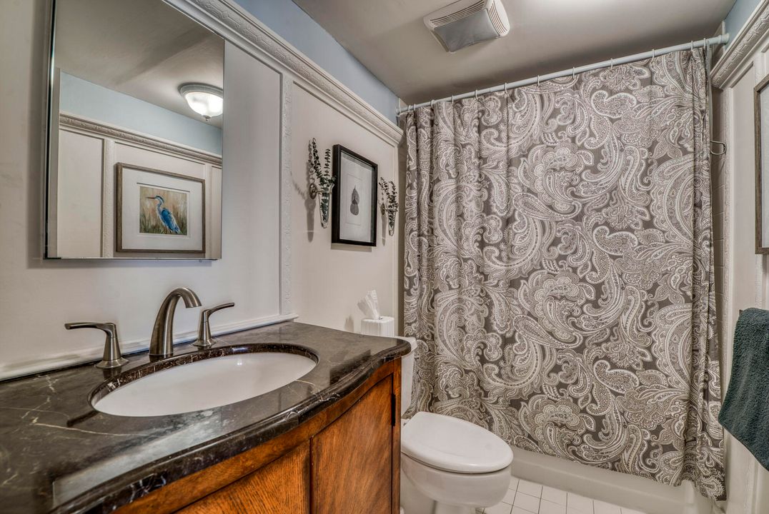 For Sale: $749,990 (2 beds, 2 baths, 1170 Square Feet)