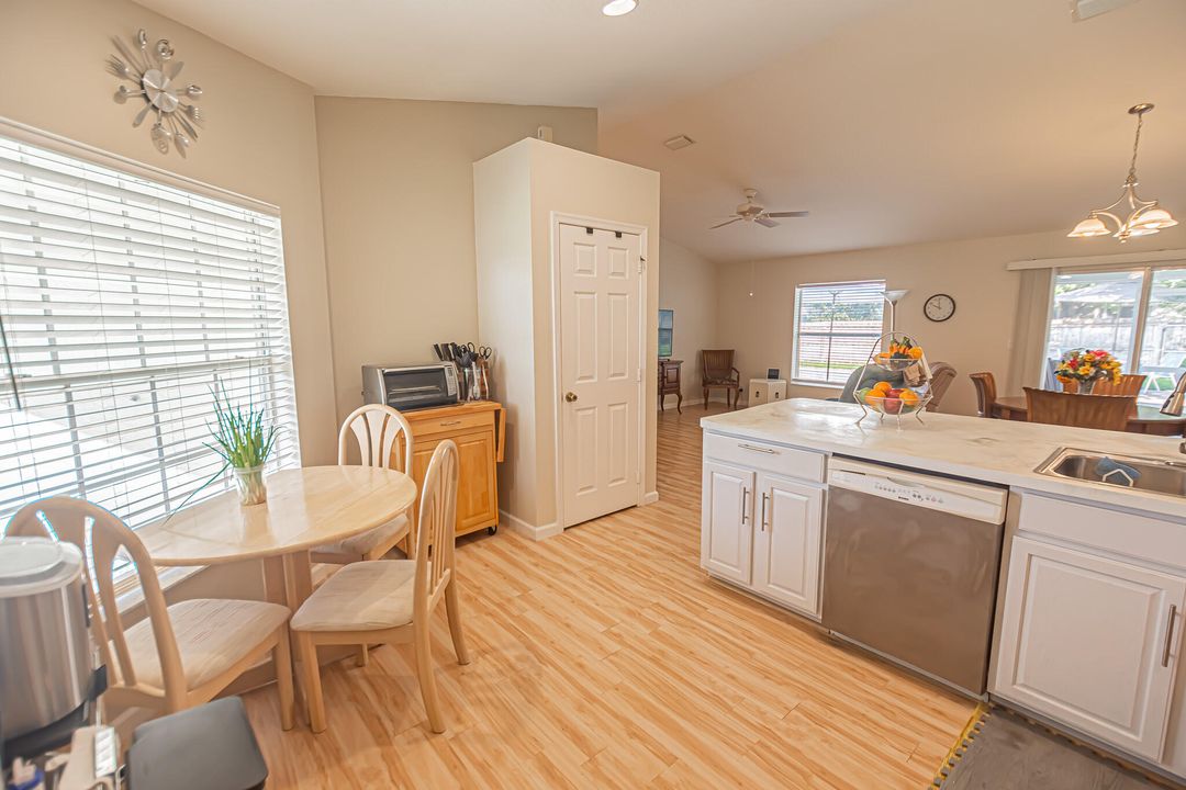 For Sale: $419,888 (3 beds, 2 baths, 1513 Square Feet)