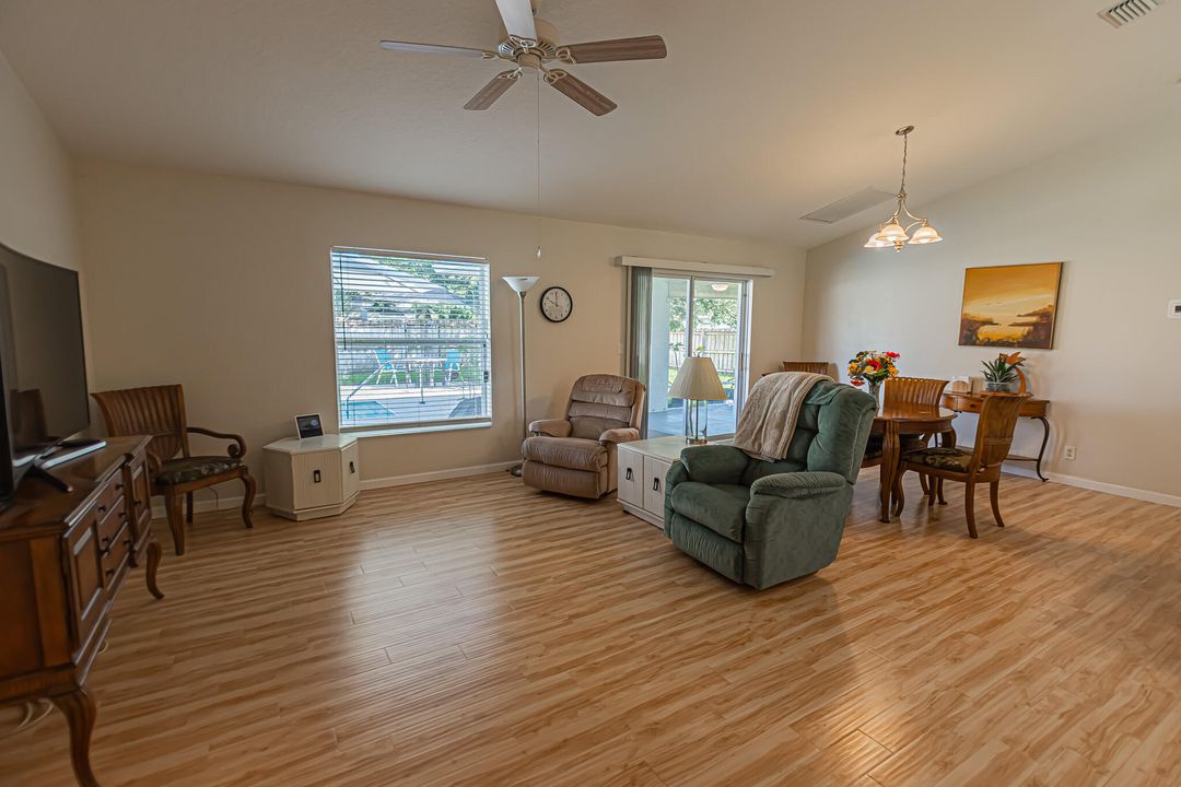 For Sale: $419,888 (3 beds, 2 baths, 1513 Square Feet)