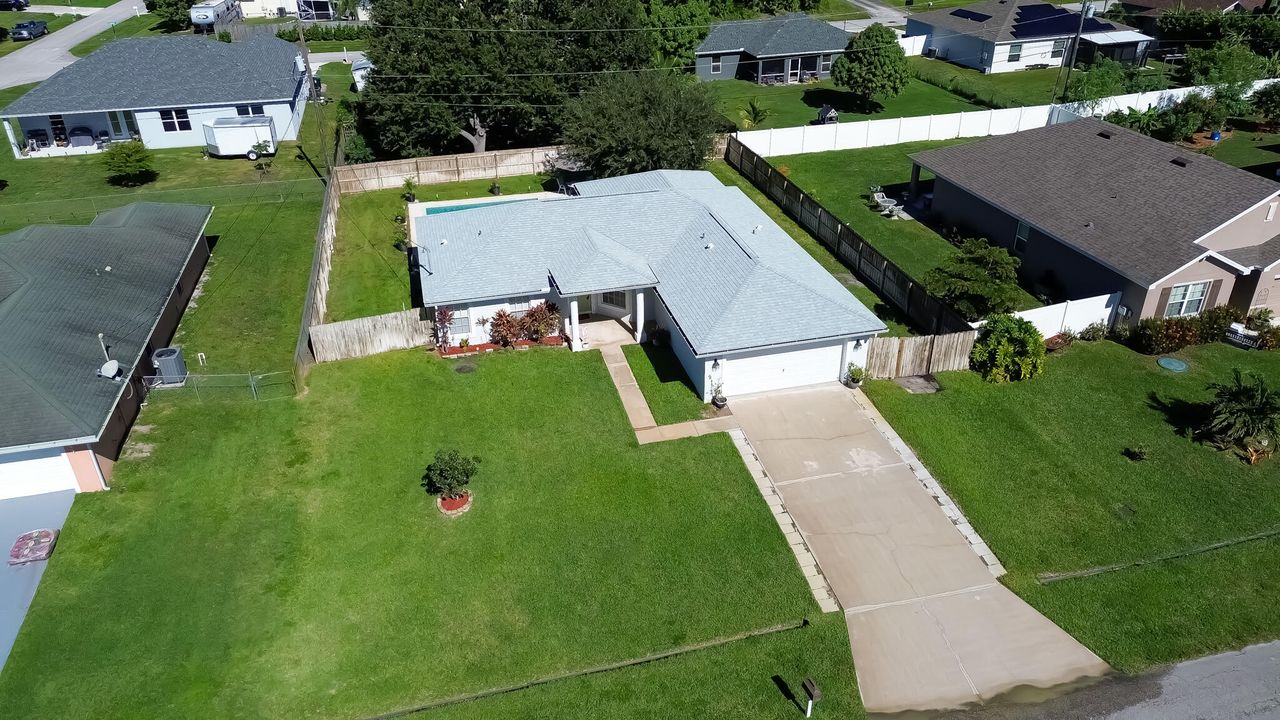 For Sale: $419,888 (3 beds, 2 baths, 1513 Square Feet)