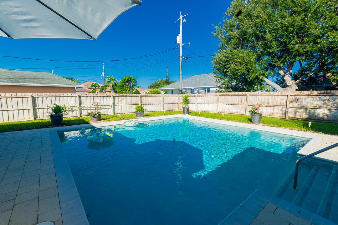 For Sale: $419,888 (3 beds, 2 baths, 1513 Square Feet)