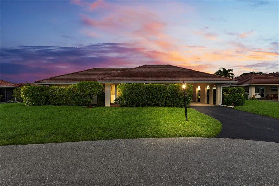 待售: $795,000 (3 贝兹, 2 浴室, 2380 平方英尺)