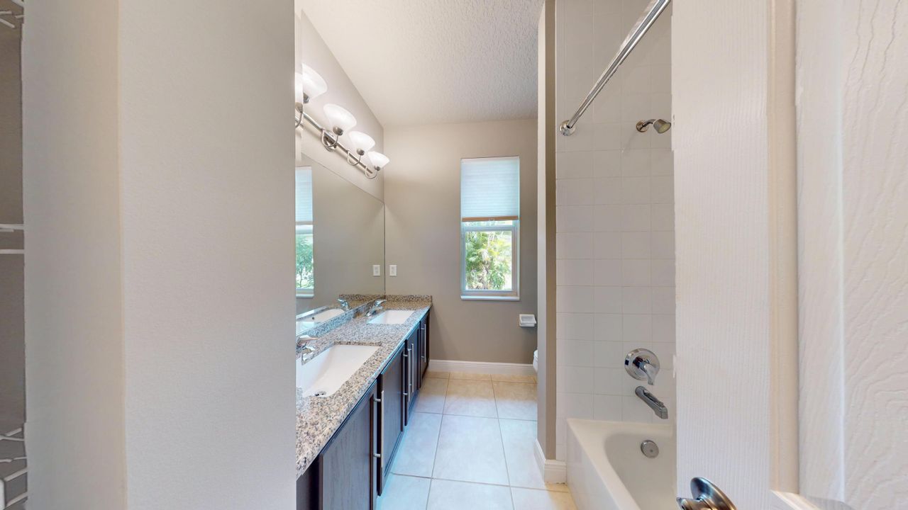 For Rent: $5,500 (4 beds, 3 baths, 2729 Square Feet)