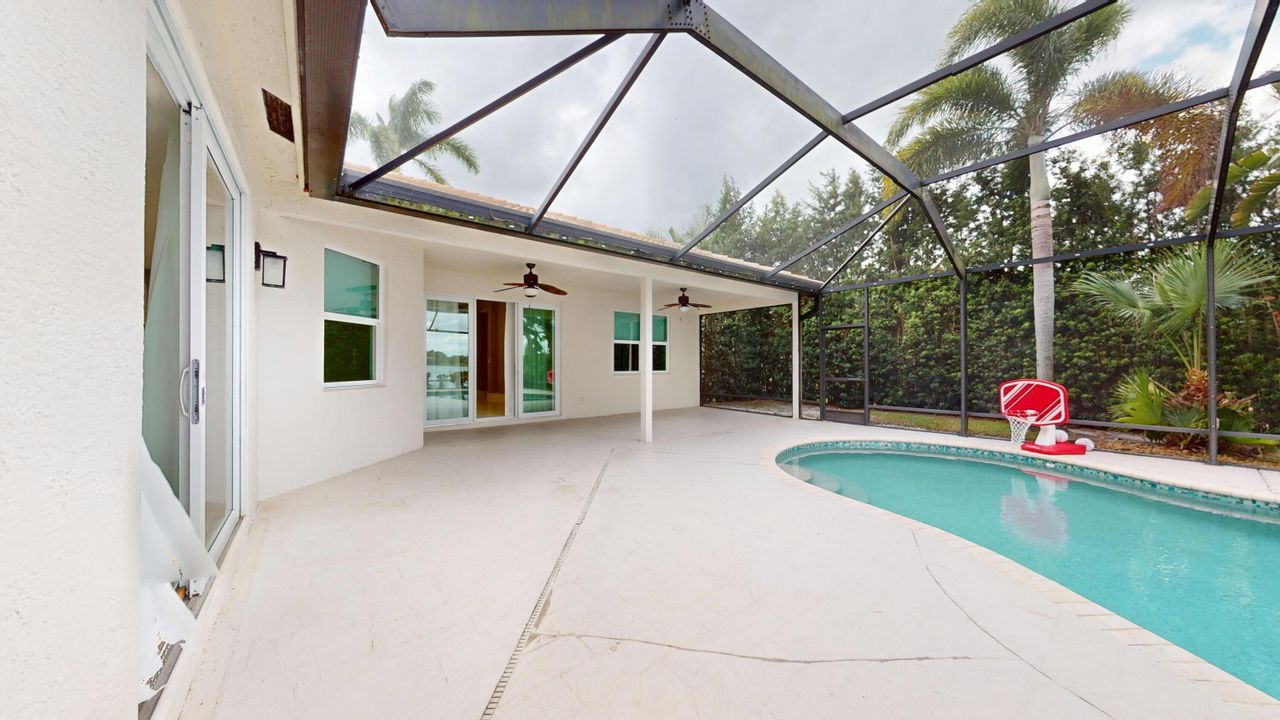 For Rent: $5,500 (4 beds, 3 baths, 2729 Square Feet)