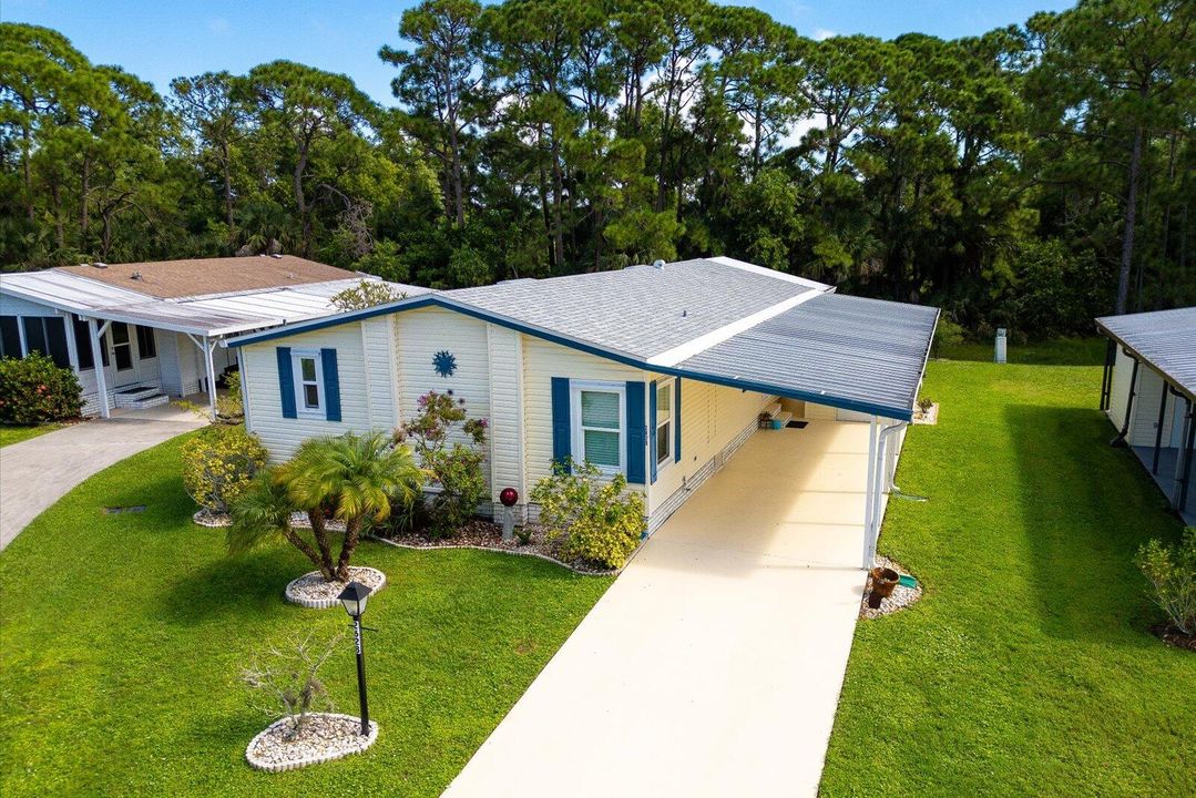 Active With Contract: $189,900 (2 beds, 2 baths, 1266 Square Feet)