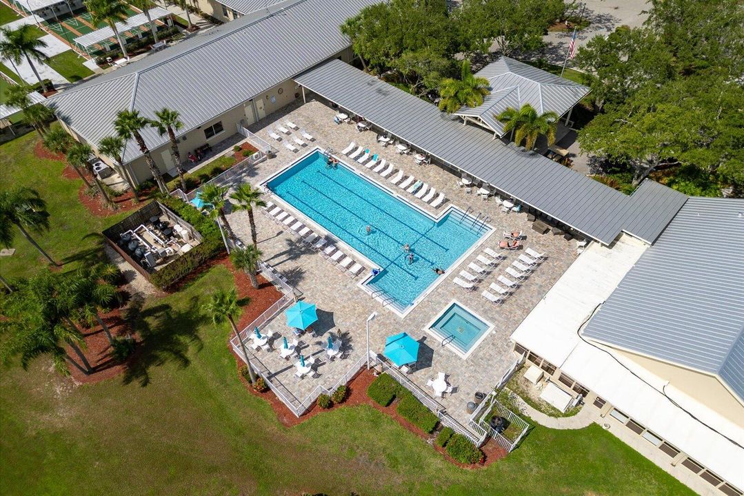 Active With Contract: $189,900 (2 beds, 2 baths, 1266 Square Feet)