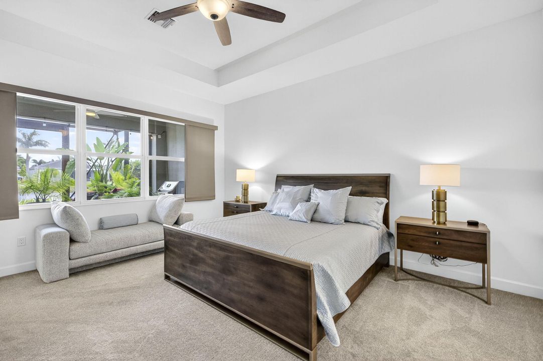 For Sale: $1,289,000 (3 beds, 3 baths, 2214 Square Feet)