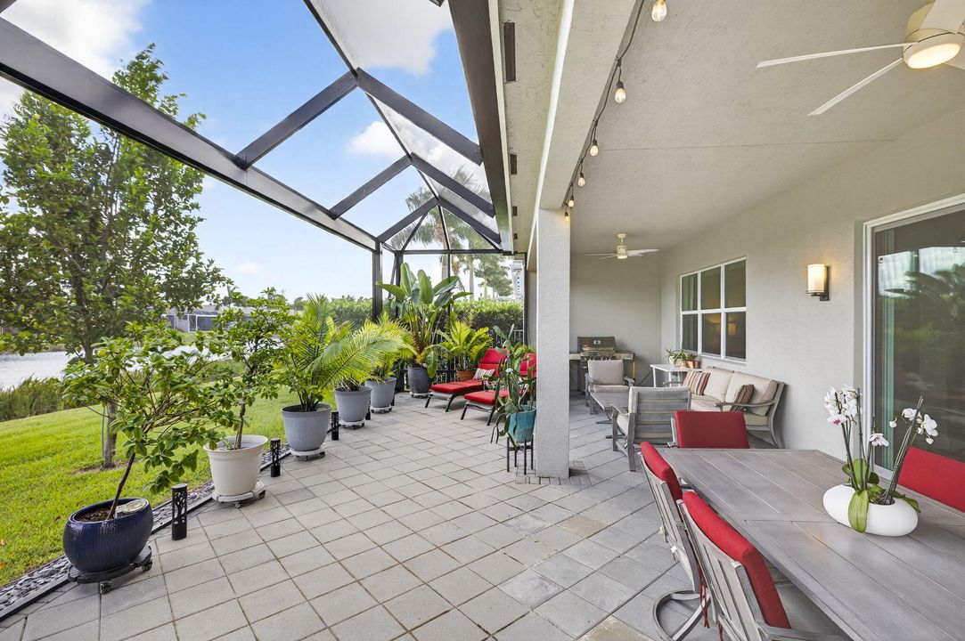 For Sale: $1,289,000 (3 beds, 3 baths, 2214 Square Feet)