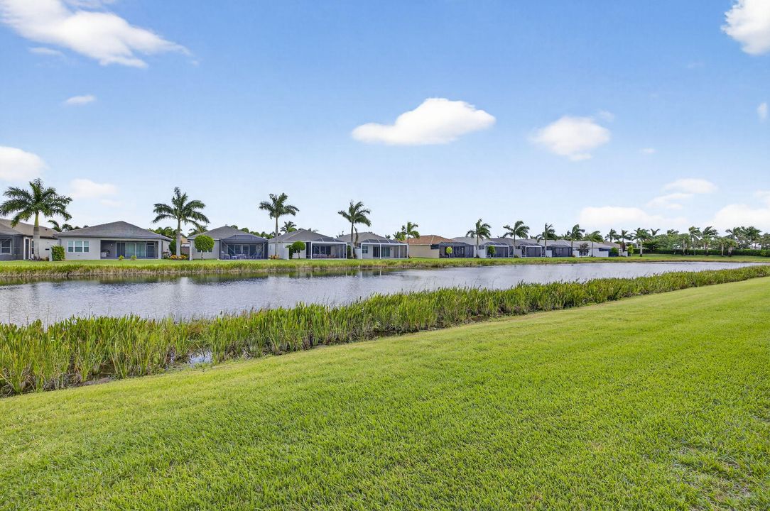 For Sale: $1,289,000 (3 beds, 3 baths, 2214 Square Feet)