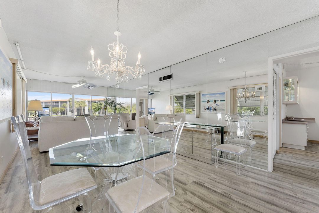 For Rent: $4,500 (2 beds, 2 baths, 941 Square Feet)