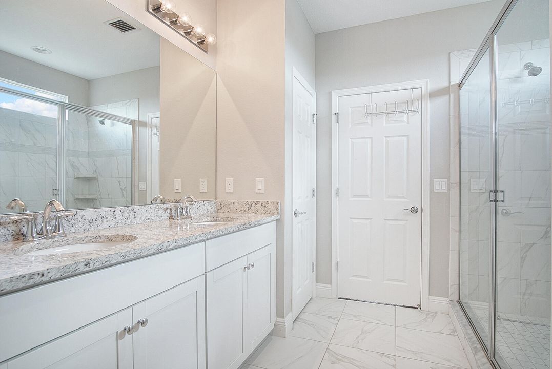 待售: $365,000 (3 贝兹, 2 浴室, 2080 平方英尺)