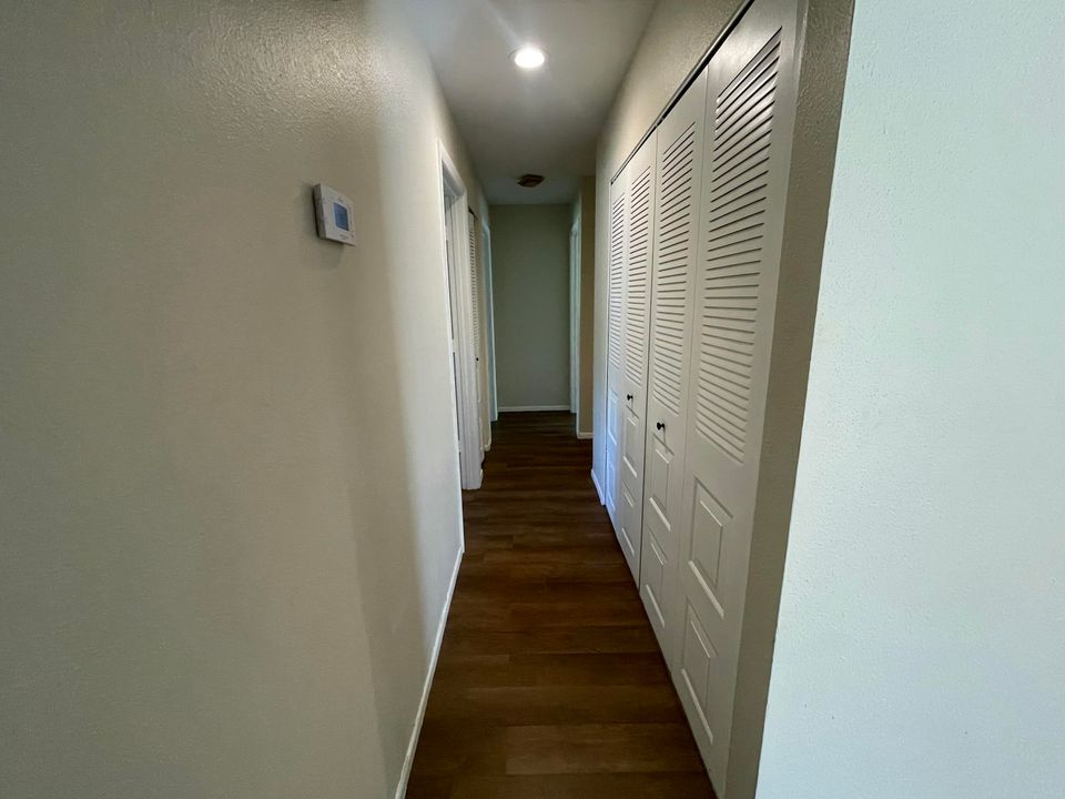 For Rent: $2,300 (3 beds, 2 baths, 1176 Square Feet)