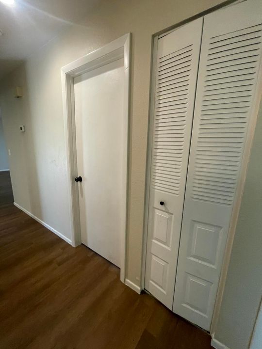 For Rent: $2,300 (3 beds, 2 baths, 1176 Square Feet)