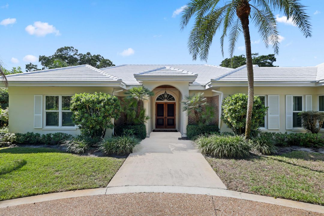 For Sale: $3,850,000 (3 beds, 3 baths, 3198 Square Feet)