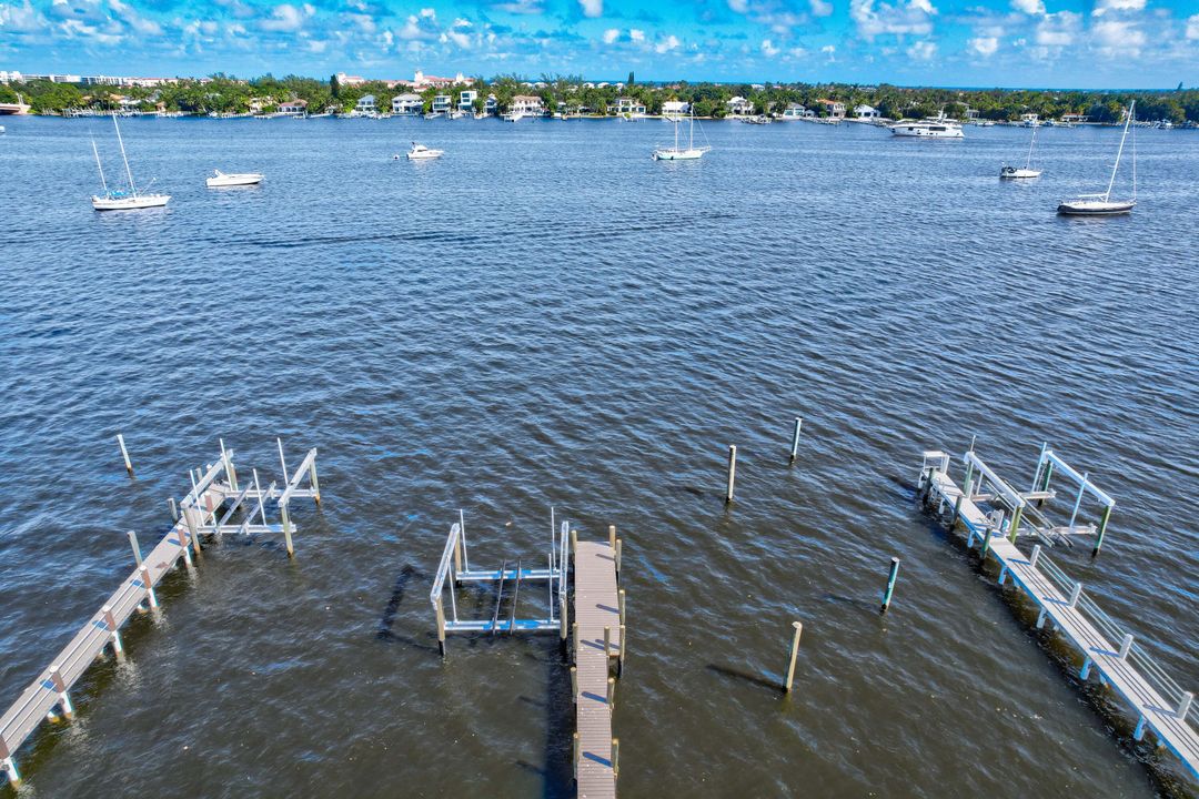 For Sale: $8,999,999 (7 beds, 8 baths, 8475 Square Feet)