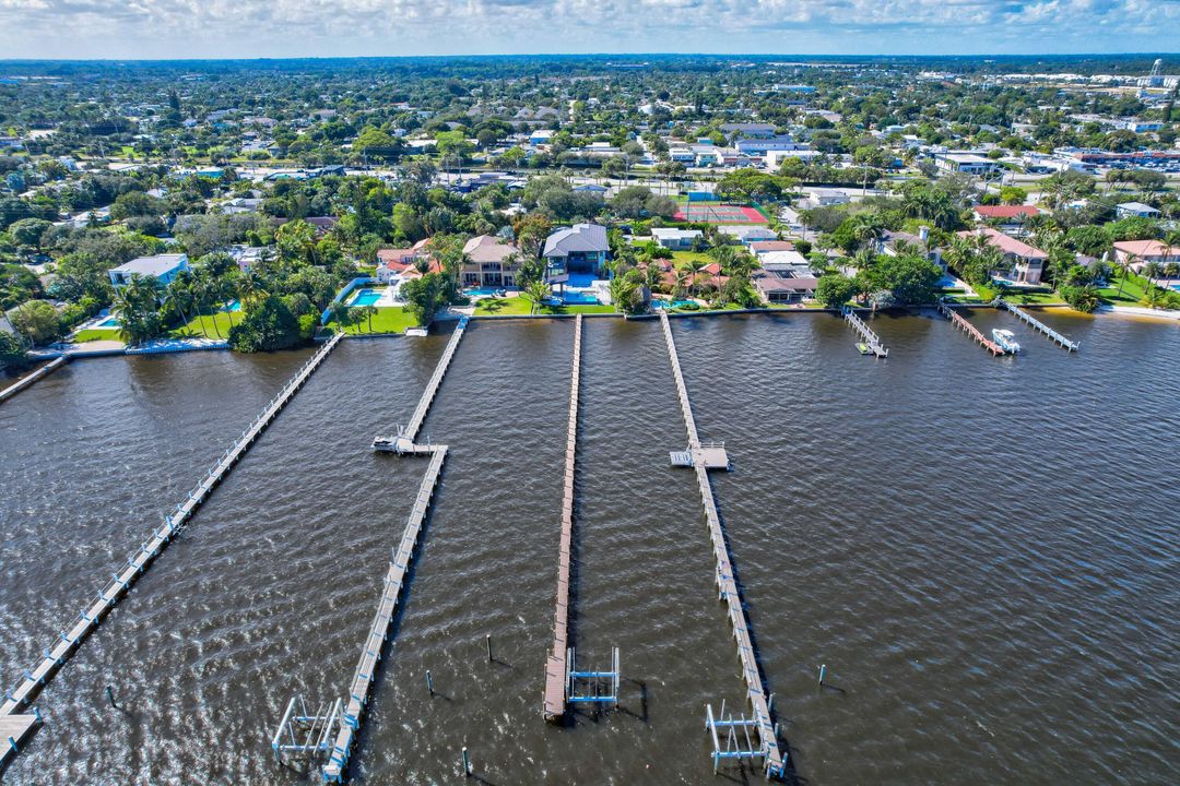 For Sale: $8,999,999 (7 beds, 8 baths, 8475 Square Feet)