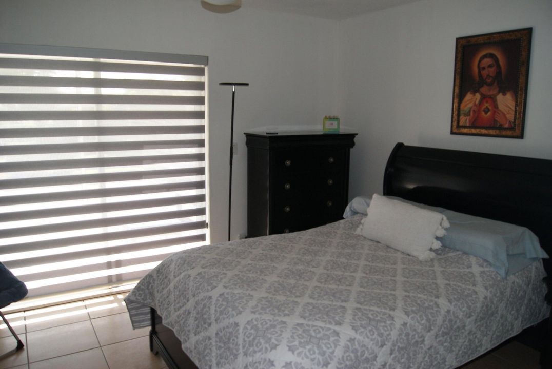 待售: $75,000 (1 贝兹, 1 浴室, 570 平方英尺)