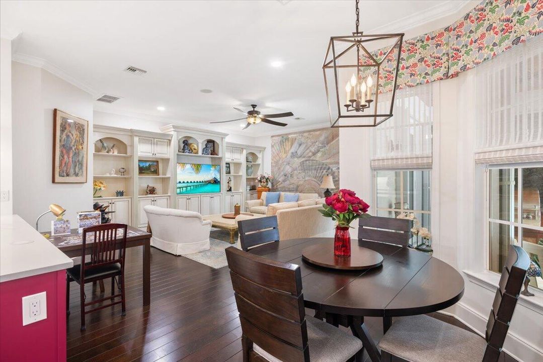 For Sale: $2,150,000 (4 beds, 5 baths, 4036 Square Feet)