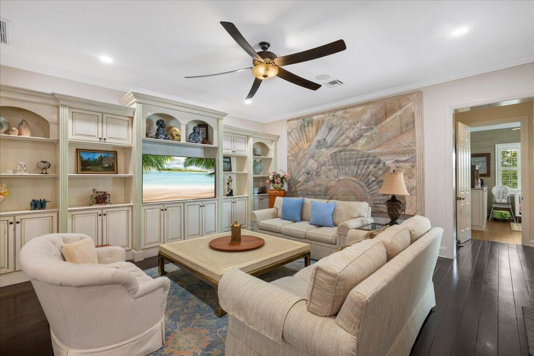 For Sale: $2,150,000 (4 beds, 5 baths, 4036 Square Feet)