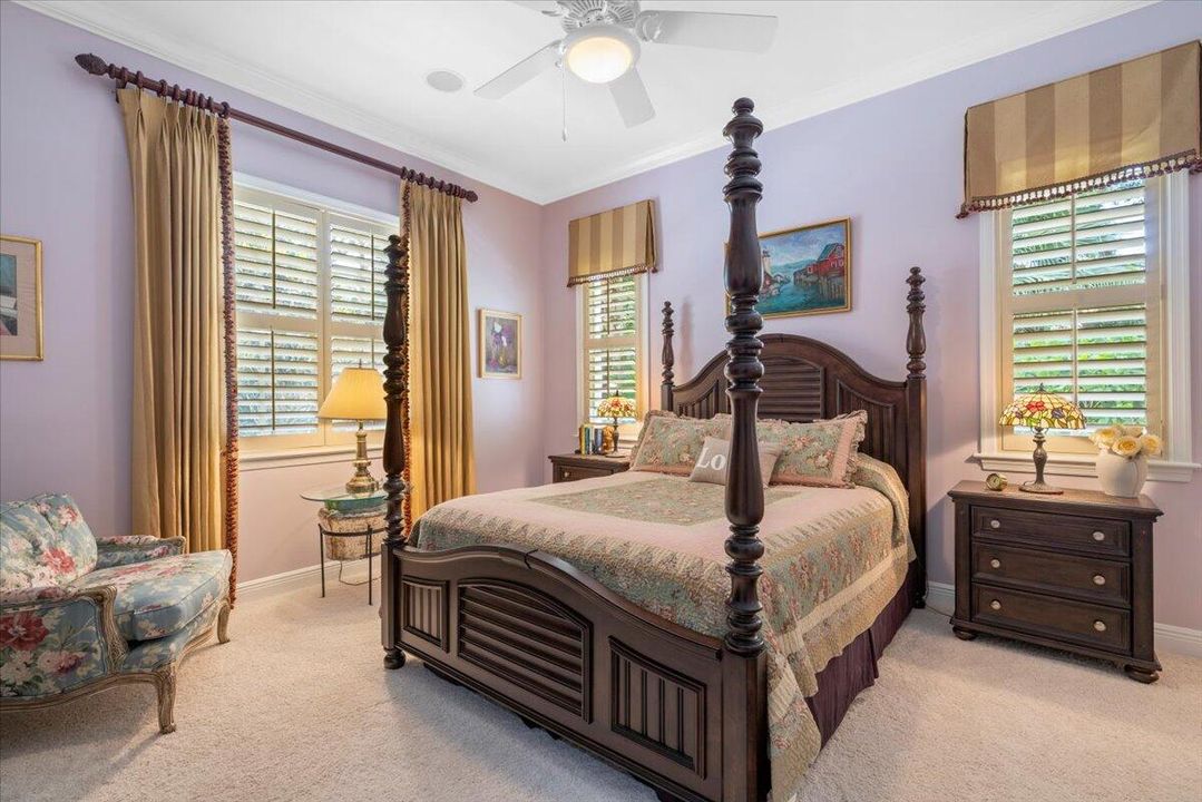 For Sale: $2,150,000 (4 beds, 5 baths, 4036 Square Feet)